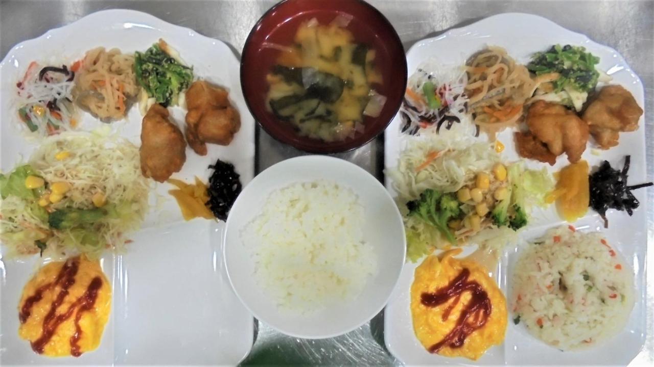 Toyoko Inn Kintetsu Yokkaichi Eki Kita Guchi Екстериор снимка